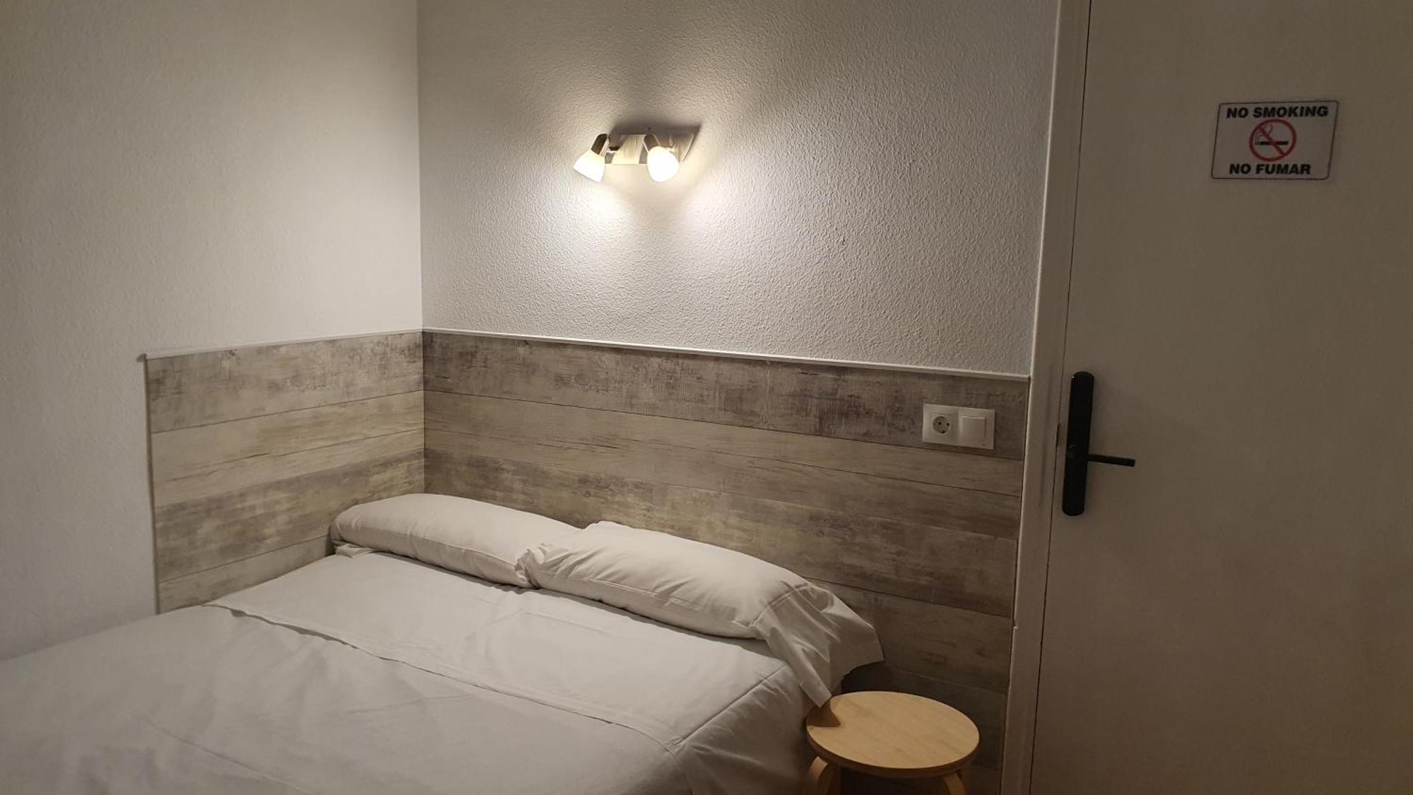 Hostal Ginebra -Madrid Centro Gran Via Sol- Extérieur photo